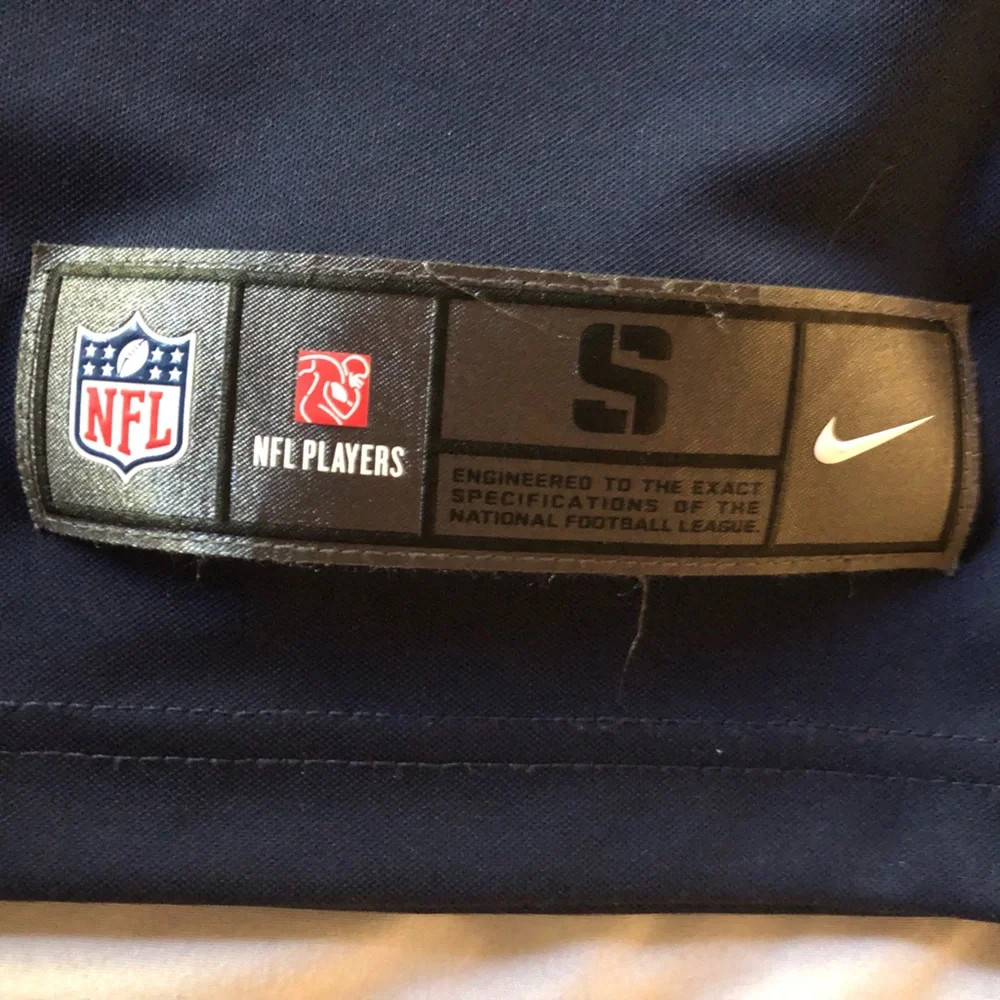 NWT Official NFL Dallas Cowboys Jersey (Dak Prescott) Size S - Picture 5 of 6